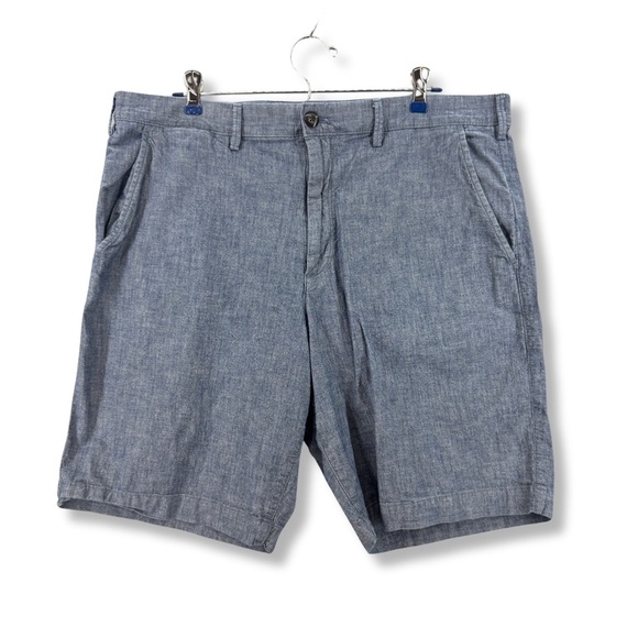GAP Mens Essential Khaki Chambray 10” Shorts Cotton Blue Size 36 GUC - Picture 1 of 10